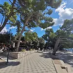 Mobile Linico Biograd Na Moru
