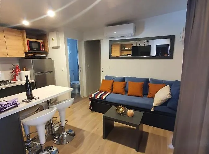 Кемпинг Mobile Linico