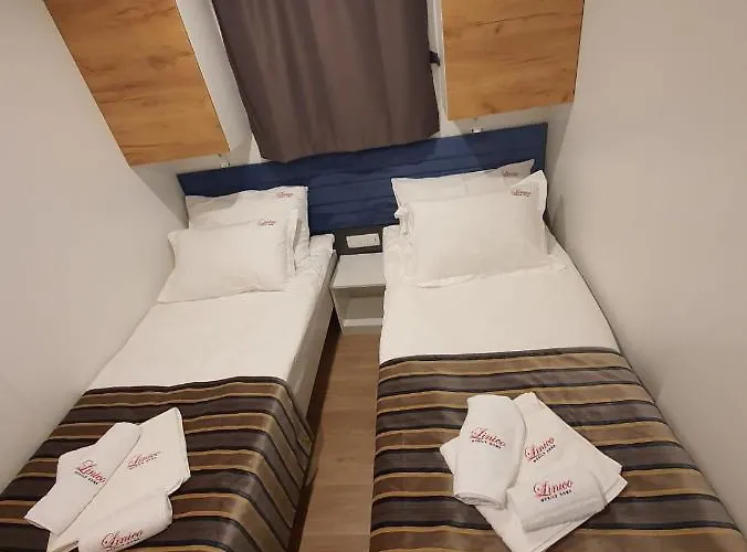 Кемпинг Mobile Linico Биоград-на-Мору